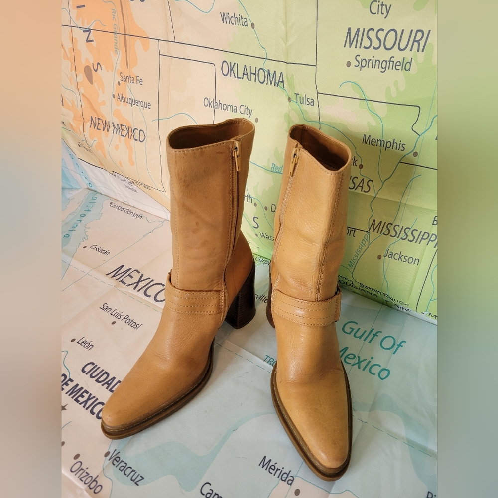 MIA Tan Leather Women's Boots With Buckle Size 7.5